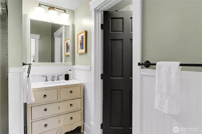 9510 9th Avenue NW, Seattle, WA 98117 - Photo 19