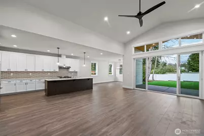 8717 33rd Street E, Edgewood, WA 98371 - Photo 9