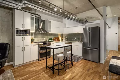 2720 3rd Avenue #416, Seattle, WA 98121 - Photo 3