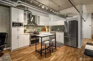 2720 3rd Ave, Seattle, WA 98121 - Photo 3