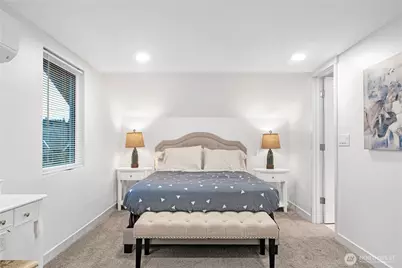 3212 35th Avenue S, Seattle, WA 98144 - Photo 9