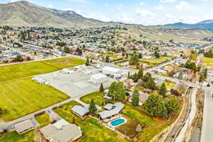 1919 B Fifth St, Wenatchee, WA 98801 - Photo 7