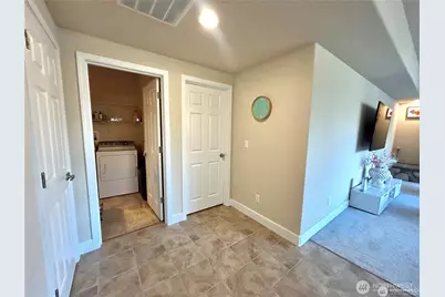 6736 NE 201st Place, Kenmore, WA 98028 - Photo 25