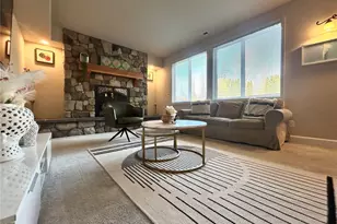 6736 NE 201st Pl, Kenmore, WA 98028 - Photo 13