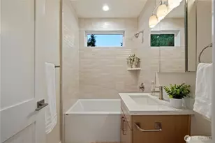 11043 19th Ave NE, Seattle, WA 98125 - Photo 13