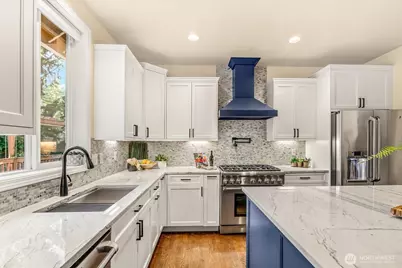 13718 58th Street SE, Snohomish, WA 98290 - Photo 11