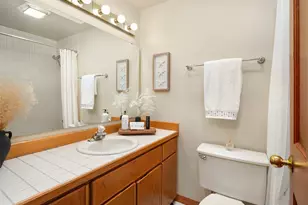 902 7th Ave S, Edmonds, WA 98020 - Photo 29