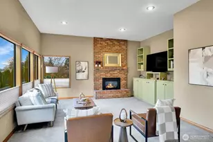 902 7th Ave S, Edmonds, WA 98020 - Photo 25