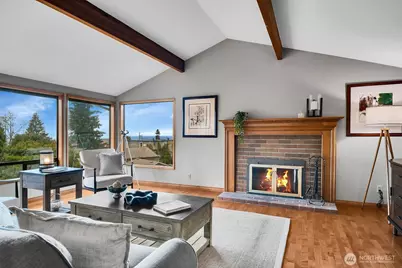 902 7th Avenue S, Edmonds, WA 98020 - Photo 5