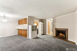 19855 25th Ave NE, Shoreline, WA 98155 - Photo 3