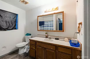 126 Bethany Ln, Winlock, WA 98596 - Photo 15