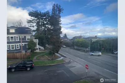 621 23rd Avenue E #2nd F, Seattle, WA 98112 - Photo 15