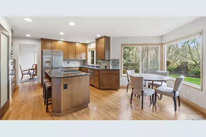 25919 SE 40th Court, Sammamish, WA 98029 - Photo 15