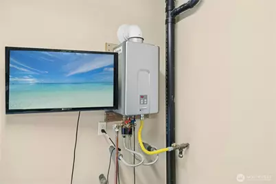 1743 NW 60th Street #A, Seattle, WA 98107 - Photo 27