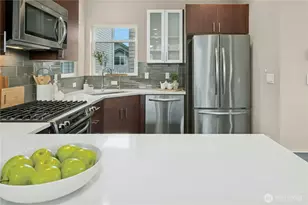 1743 NW 60th St, Seattle, WA 98107 - Photo 7