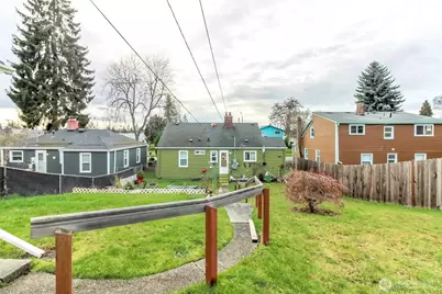 1237 S Ridgewood Avenue, Tacoma, WA 98405 - Photo 17