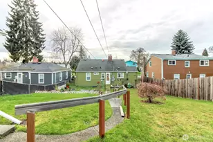 1237 S Ridgewood Ave, Tacoma, WA 98405 - Photo 17