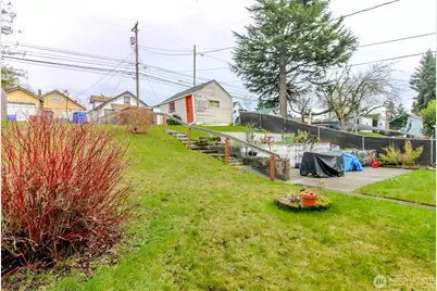 1237 S Ridgewood Avenue, Tacoma, WA 98405 - Photo 15