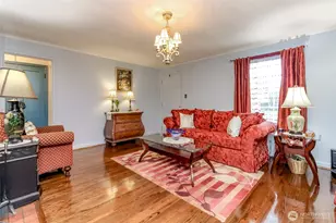 1237 S Ridgewood Ave, Tacoma, WA 98405 - Photo 5