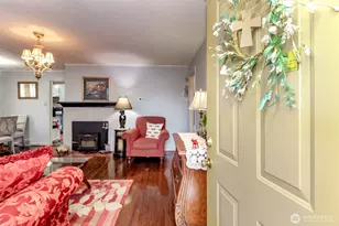 1237 S Ridgewood Ave, Tacoma, WA 98405 - Photo 3