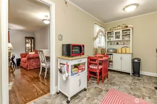 1237 S Ridgewood Ave, Tacoma, WA 98405 - Photo 11