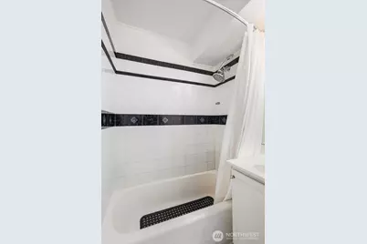 1400 Hubbell Place #409, Seattle, WA 98101 - Photo 17