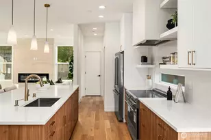 9711 44th Ave SW, Seattle, WA 98136 - Photo 11