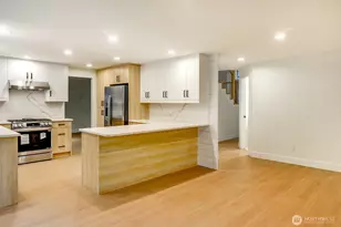 18501 28th Ave SE, Bothell, WA 98012 - Photo 17