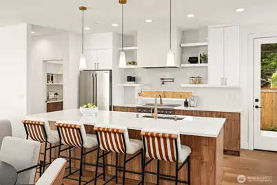 9711 44th Avenue SW, Seattle, WA 98136 - Photo 5