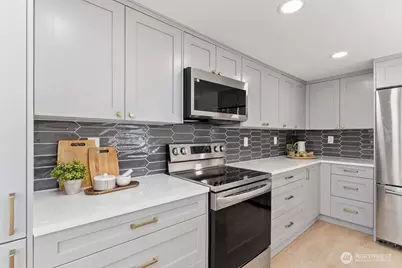 6226 NE 198th Street, Kenmore, WA 98028 - Photo 13