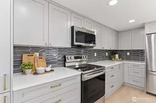 6226 NE 198th St, Kenmore, WA 98028 - Photo 13