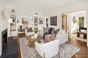 7920 5th Ave NE, Seattle, WA 98115 - Photo 3