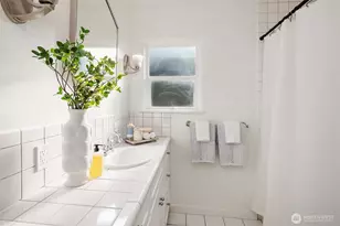 7920 5th Ave NE, Seattle, WA 98115 - Photo 15