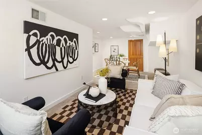 7920 5th Avenue NE, Seattle, WA 98115 - Photo 23