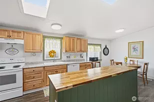 300 SW 7th Ave, Battle Ground, WA 98604 - Photo 13