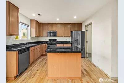 3225 146th Place SW, Lynnwood, WA 98087 - Photo 7