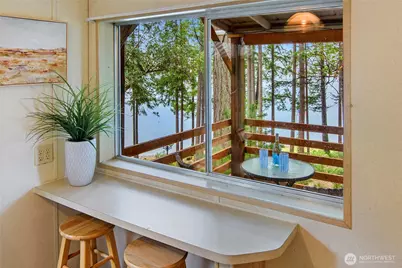 15233 NE Sunset Ave NE, Keyport, WA 98345 - Photo 9