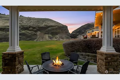 9270 Canyon Drive NW #C16, Quincy, WA 98848 - Photo 9