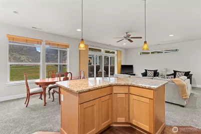 9270 Canyon Drive NW #C16, Quincy, WA 98848 - Photo 23