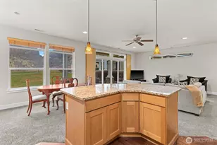 9270 Canyon Dr NW, Quincy, WA 98848 - Photo 23