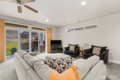 9270 Canyon Drive NW #C16, Quincy, WA 98848 - Photo 13