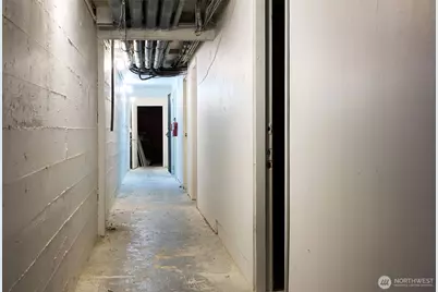 14310 Greenwood Avenue N, Seattle, WA 98133 - Photo 23