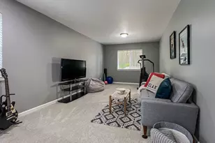 34614 SE Curtis Dr, Snoqualmie, WA 98065 - Photo 25