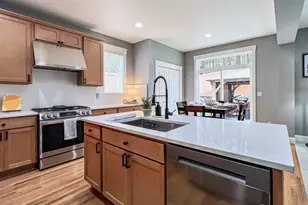 34614 SE Curtis Dr, Snoqualmie, WA 98065 - Photo 5