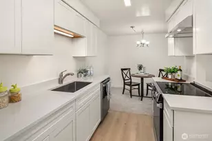 11008 NE 68th St, Kirkland, WA 98033 - Photo 5