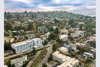 2244 13th Avenue W #407, Seattle, WA 98119 - Photo 3