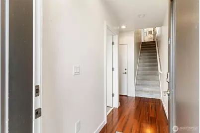 4290 S Greenbelt Station Drive, Seattle, WA 98118 - Photo 3