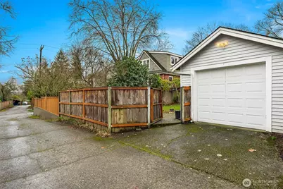 5006 37th Avenue NE, Seattle, WA 98105 - Photo 31