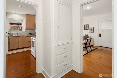 5006 37th Avenue NE, Seattle, WA 98105 - Photo 17