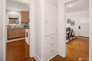 5006 37th Ave NE, Seattle, WA 98105 - Photo 17